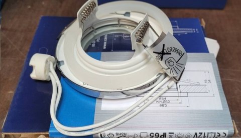 Oprawa hermetyczna chrom łazienkowa IP65 SH-06 8cm