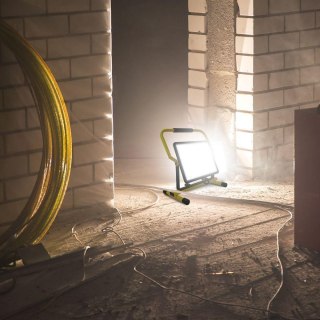 Projektor Przenośny LED V-TAC 100W SAMSUNG CHIP IP65 3mb VT-109 4000K 8000lm 5 Lat Gwarancji