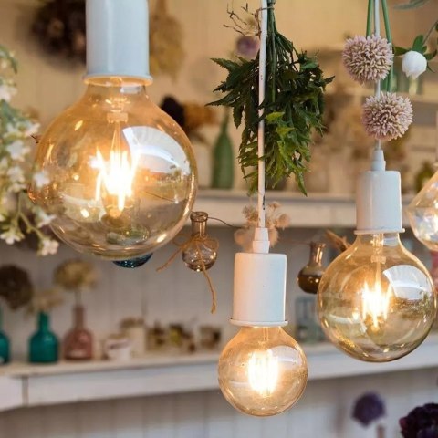 Żarówka LED V-TAC 4W Filament E27 Kula Glob G95 Bursztyn VT-2024 2200K 400lm