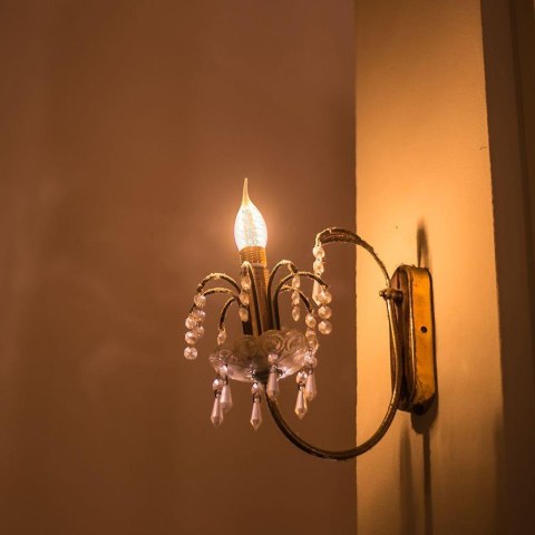 Żarówka LED V-TAC 4W Filament E14 Twist Świeczka Płomyk VT-1995 3000K 400lm