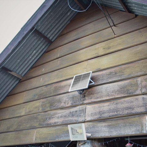 Projektor LED Solarny V-TAC 40W Biały IP65, Pilot, Timer VT-200W 6400K 3100lm