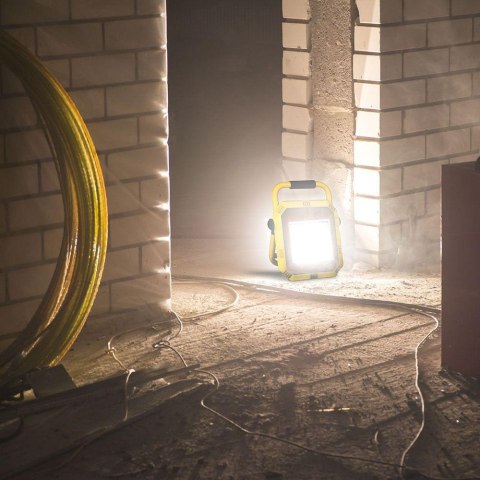 Projektor Przenośny LED V-TAC 50W SAMSUNG CHIP IP65 3mb VT-51 4000K 4000lm 5 Lat Gwarancji