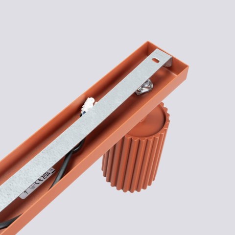 PLAFON LAMPA SUFITOWA REFLEKTOR LISTWA KARBON 3L ochra czerwona