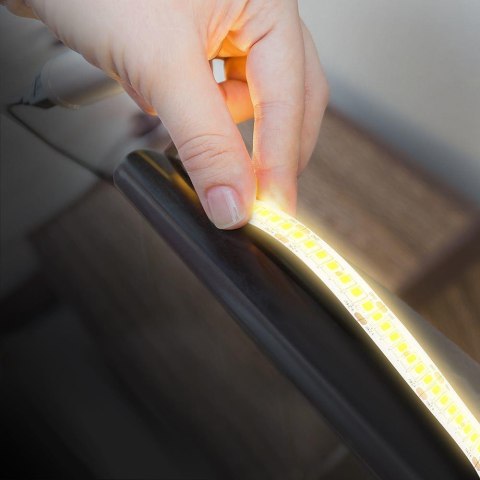 238 18W LED STRIP LIGHT WITH CREE CHIP 3000K IP20 24V 10MM DOUBLE PCB