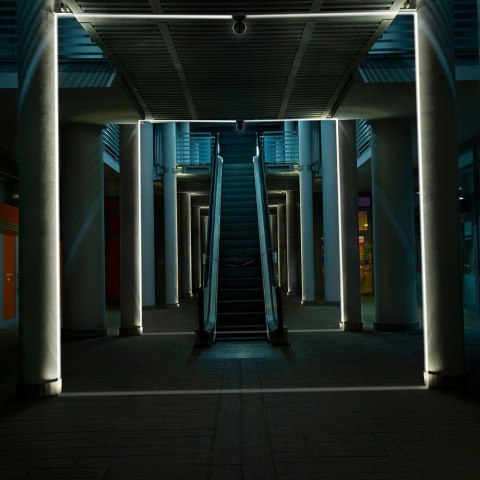 Oprawa 360st V-TAC 7W LED iluminacja elewacji/wnęk okiennych czarna IP65 VT-707 4000K 645lm