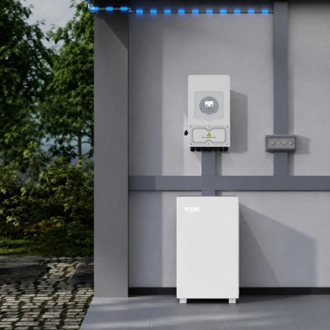 Batteria di Accumulo 10.24kWh LiFePO4 BMS Integrato per Inverter Fotovoltaici CEI 0-21 51.2V 200Ah Schermo Touch Design Bianco E