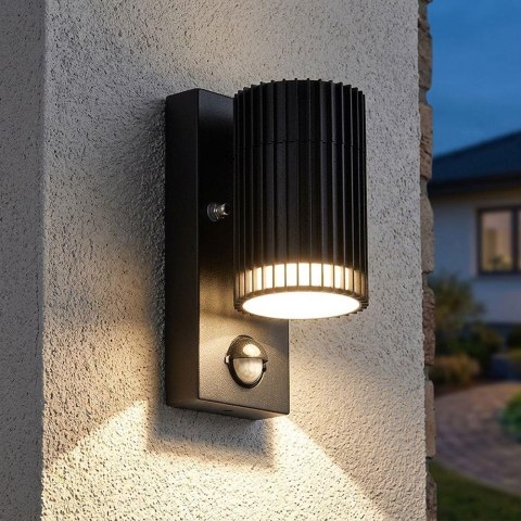 Kinkiet ogrodowy V-TAC GU10 czujnik aluminium w dół IP44 czarny VT-10174PIR 3 lata gwarancji